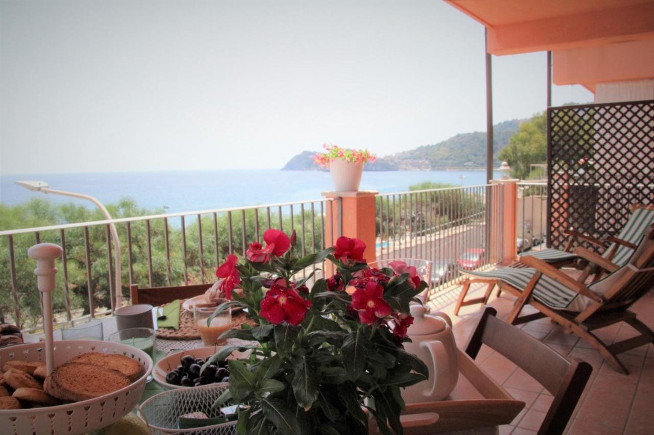 Poseidone Sea Apartment Taormina Mazzeo Extérieur photo