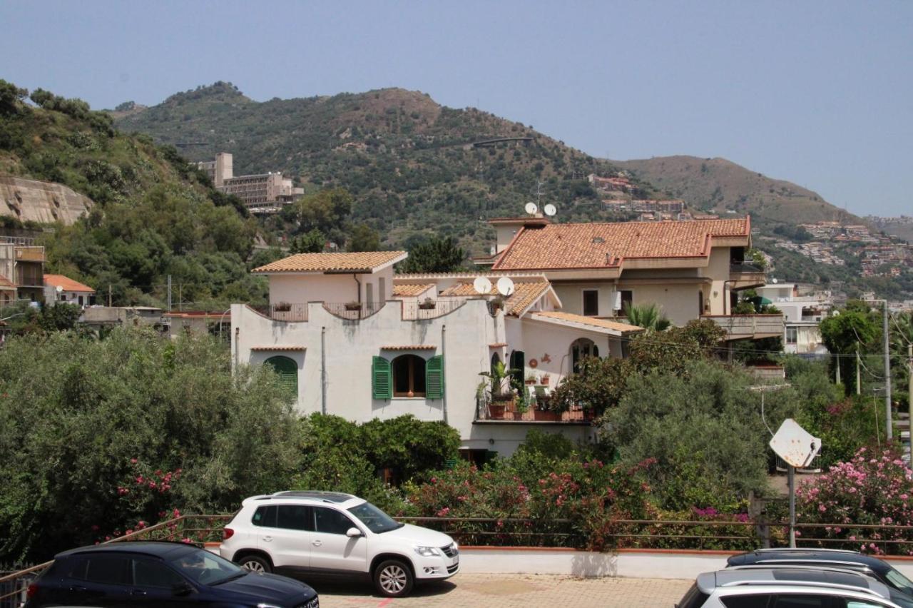 Poseidone Sea Apartment Taormina Mazzeo Extérieur photo